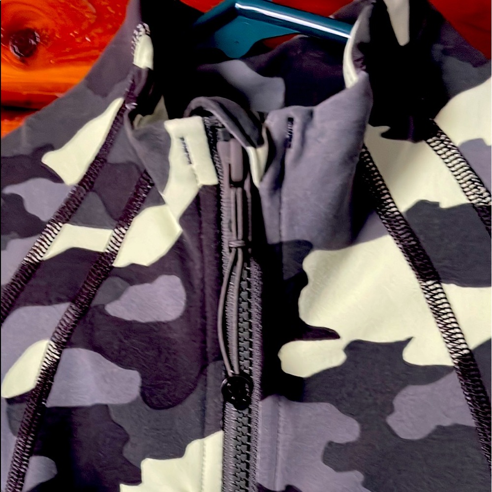 lululemon athletica Gray & Black Camo Zip-Up Jacket